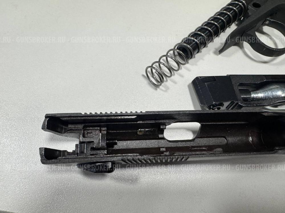 Пневматический пистолет МР-654К 32 серия