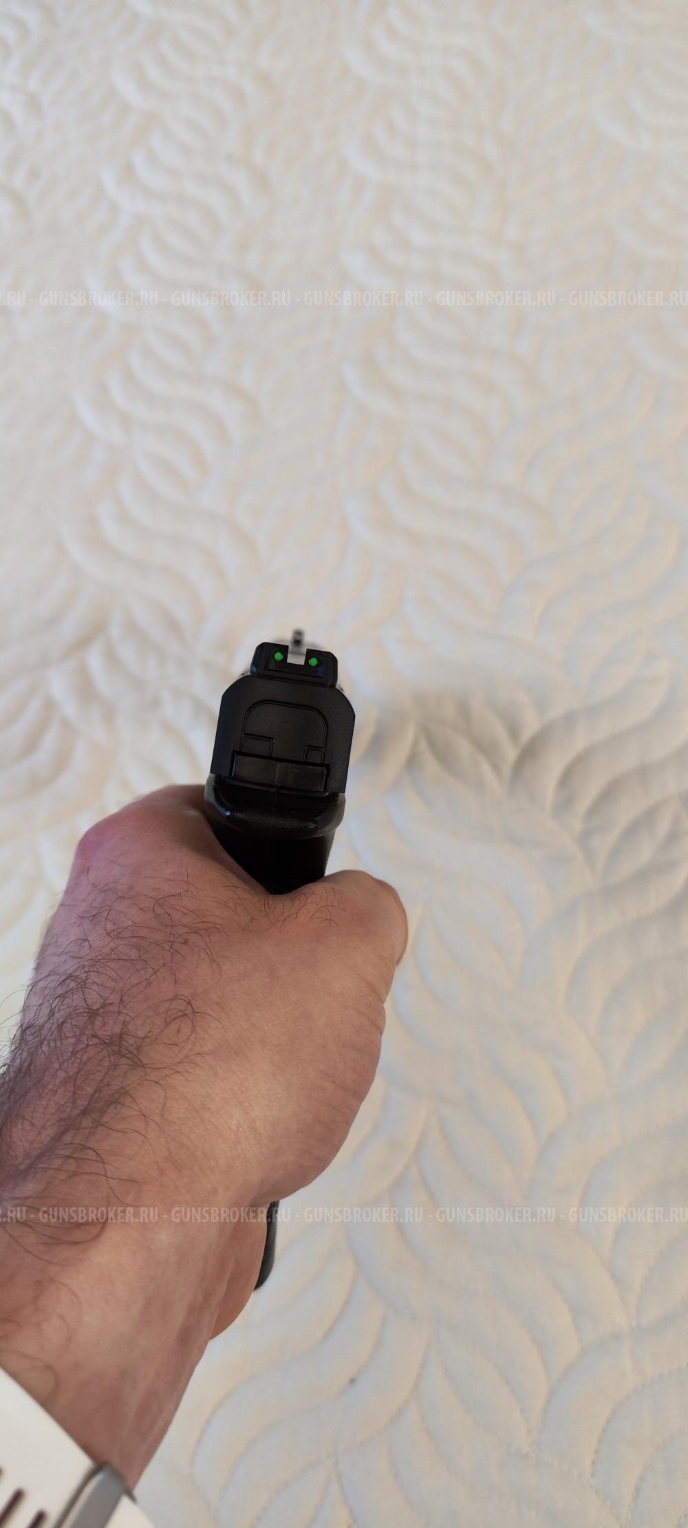 Пневматический пистолет SMITH & WESSON M&P