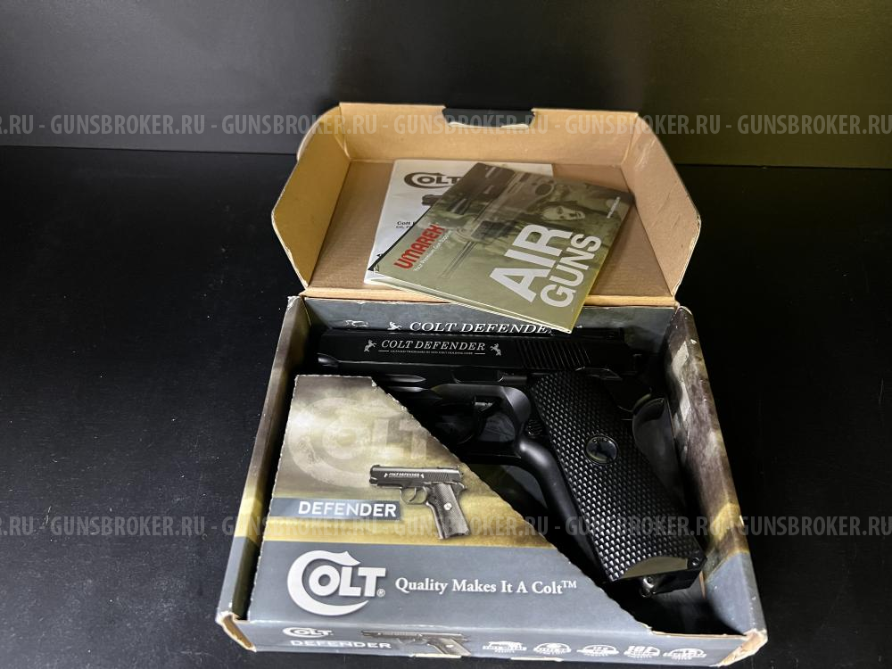 Пневматический пистолет Umarex Colt Defender 