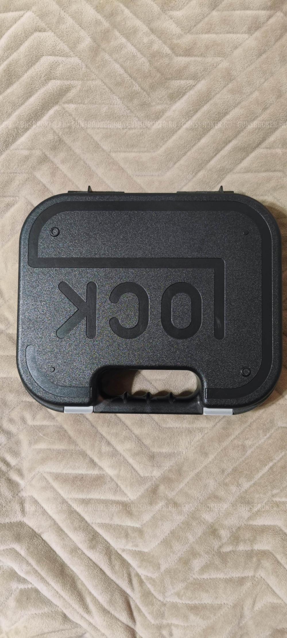 Пневматический пистолет Umarex Glock 17 (blowback, BB/pellet) (5.83