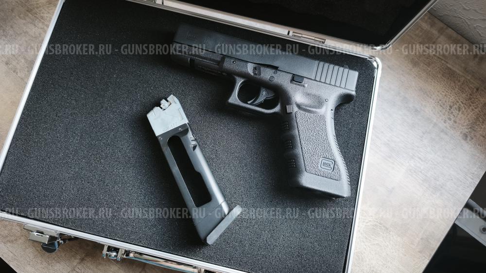 ПНЕВМАТИЧЕСКИЙ ПИСТОЛЕТ UMAREX GLOCK 17 (BLOWBACK) gen 3