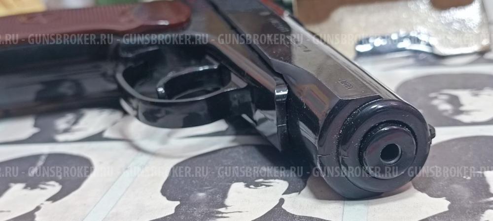 Пневматический пистолет Umarex PM кал. 4,5 мм.