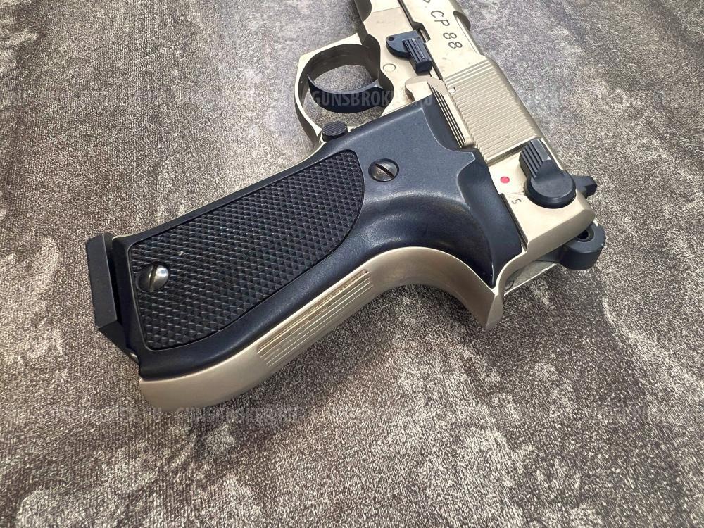 Пневматический пистолет Umarex Walther CP88 Nickel 3 Дж (никель, пулевой, 4.5 мм) | б/у