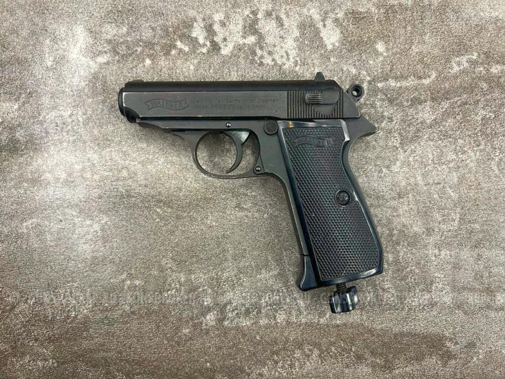 Пневматический пистолет Umarex Walther PPK/S 4.5 мм