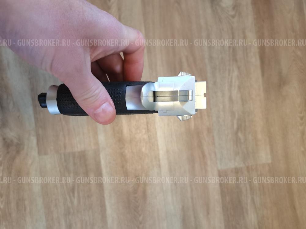 Пневматический пистолет