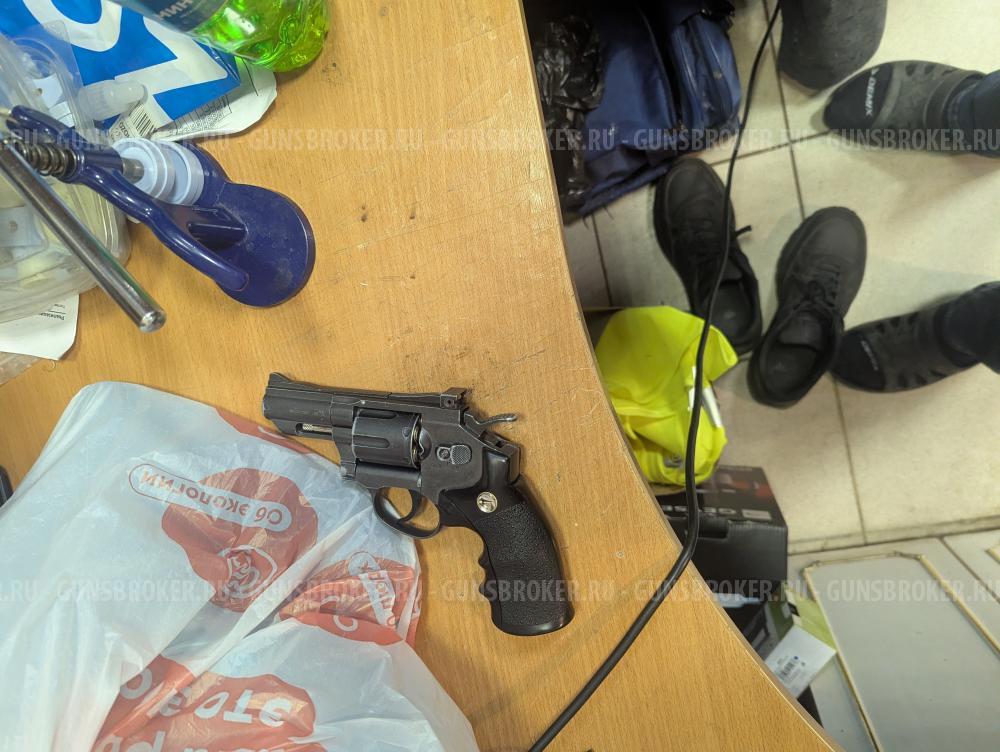 Пневматический револьвер борнер 708.