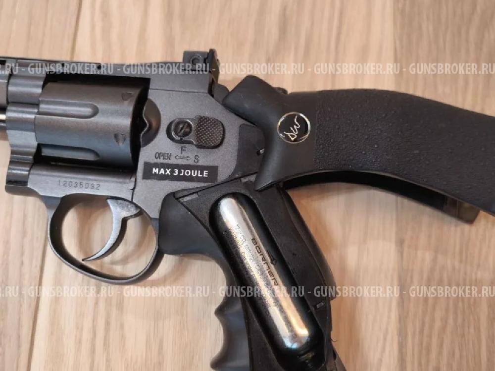 Пневматический револьвер Dann Wesson 8