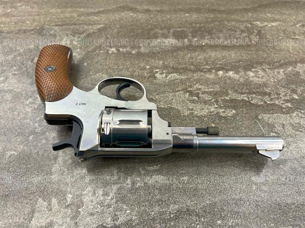 Пневматический револьвер Gletcher Nagan NGT (F) Silver (Наган, шарики BB) 4.5 мм б/у