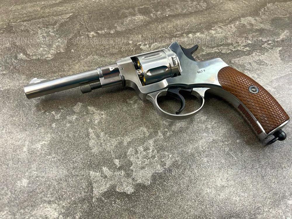 Пневматический револьвер Gletcher Nagan NGT (F) Silver (Наган, шарики BB) 4.5 мм б/у