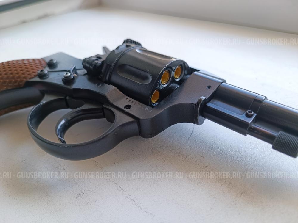 Пневматический револьвер Gletcher NGT Наган