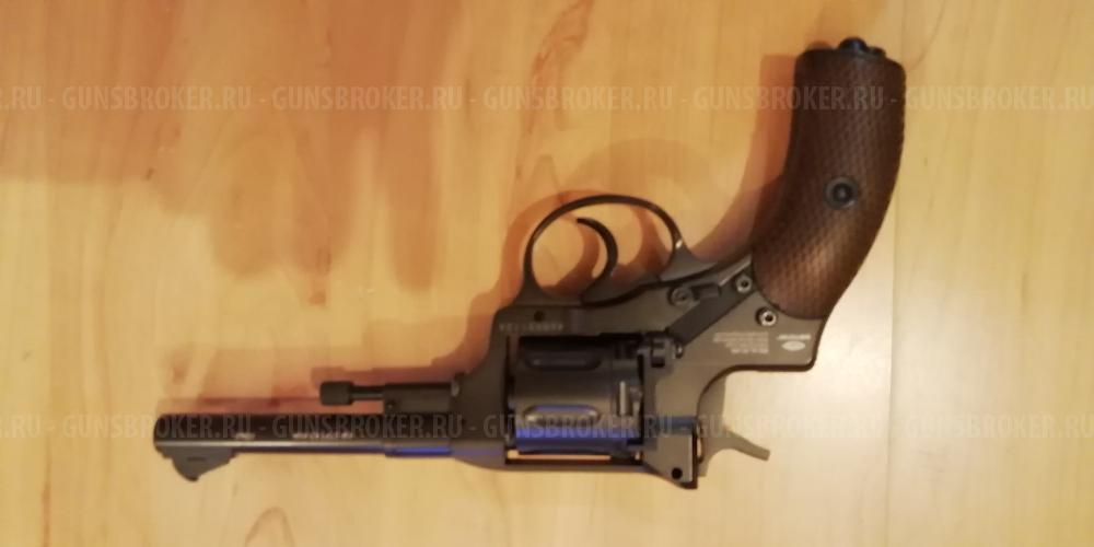 Пневматический револьвер Gletcher NGT RF (Наган)