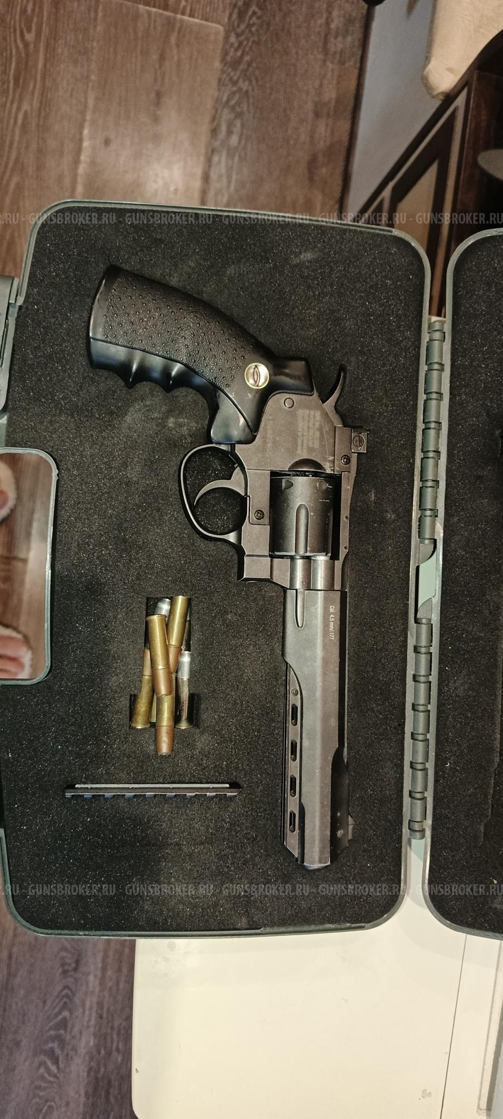 Пневматический револьвер Gletcher SW R6