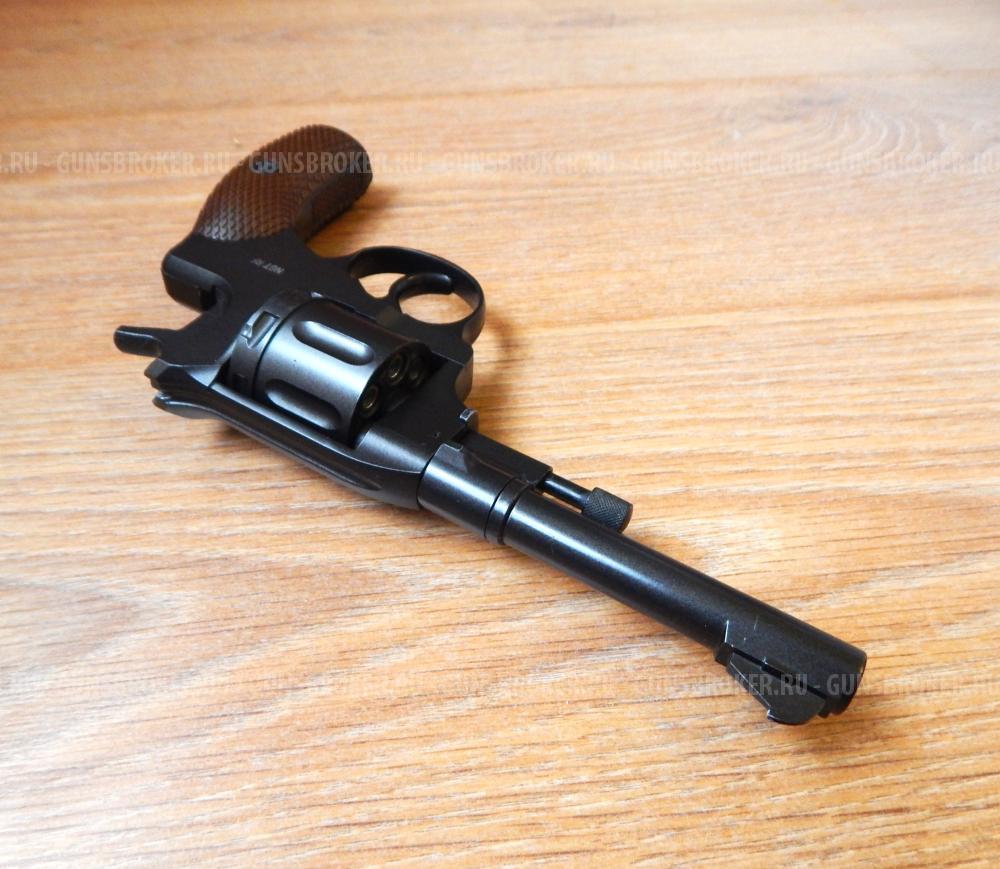 Пневматический револьвер Наган NGT RF Пулевой, от Gletcher. С комплектом. В идеале. Новый.