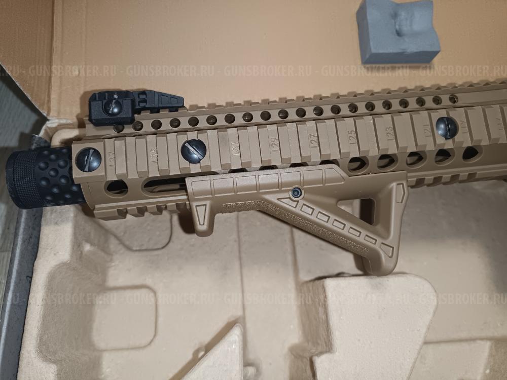 винтовка Crosman DPMS SBR Full Auto (M16 M4, ★3 Дж) 4,5 мм FDE