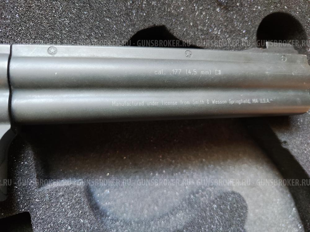 Пневматический револьвер Umarex Smith and Wesson 586 (S&W)