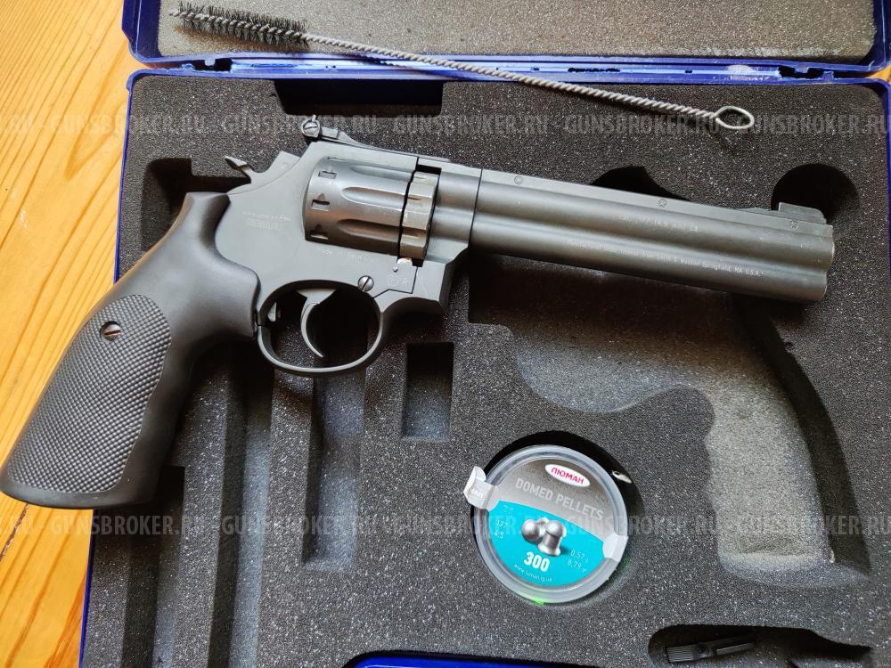 Пневматический револьвер Umarex Smith and Wesson 586 (S&W)