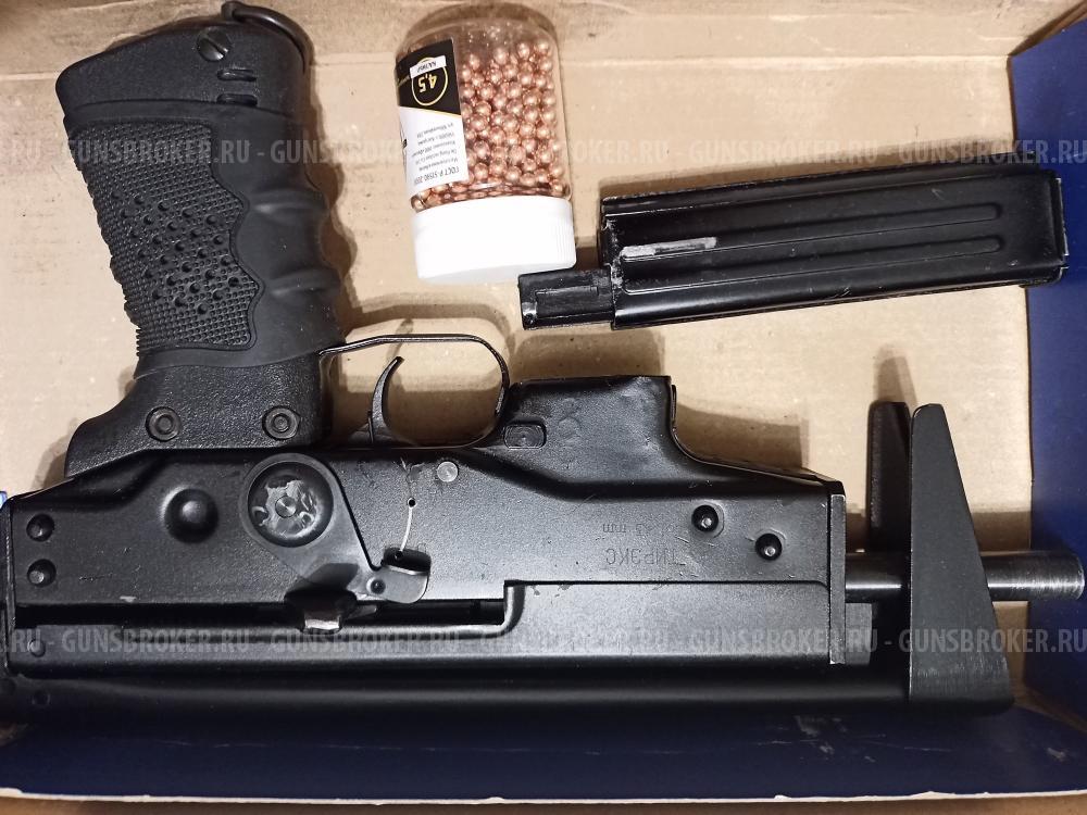 Пневматический тирэкс .