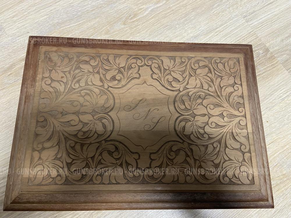 Подарочная шкатулка для пистолета Cezka Zbrojovka