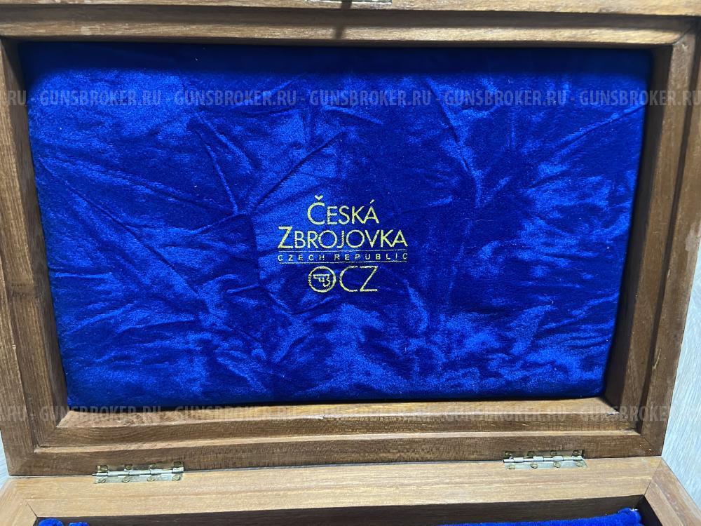 Подарочная шкатулка для пистолета Cezka Zbrojovka