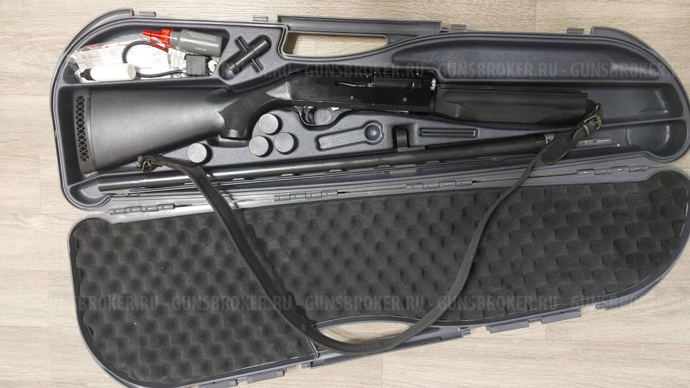 Полуавтоматическое ружье Benelli M1 Super 90.