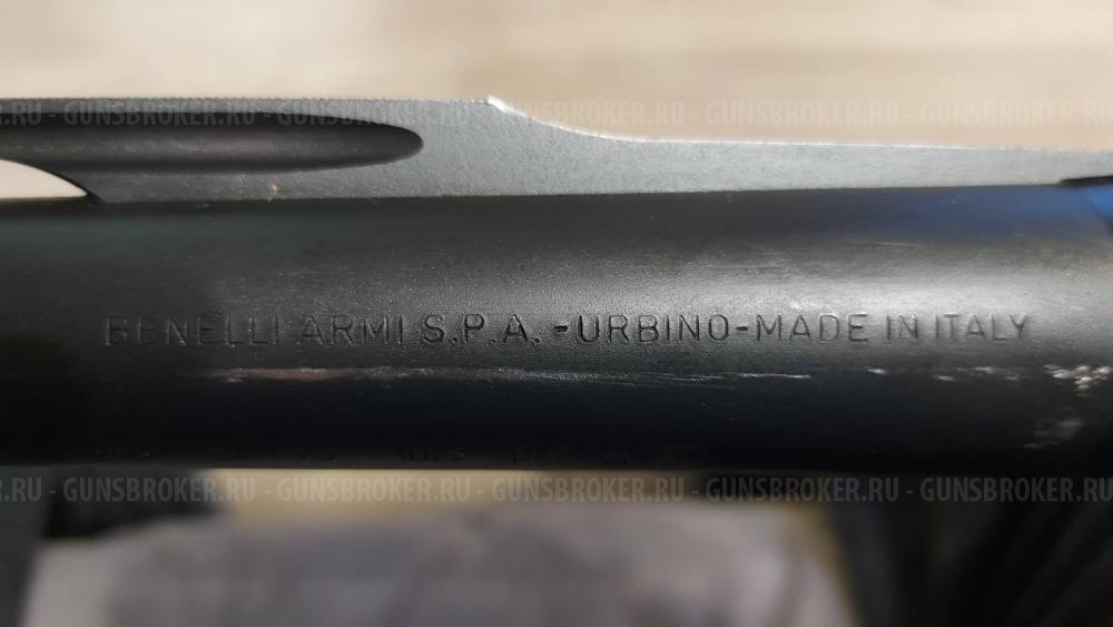 Полуавтоматическое ружье Benelli M1 Super 90.