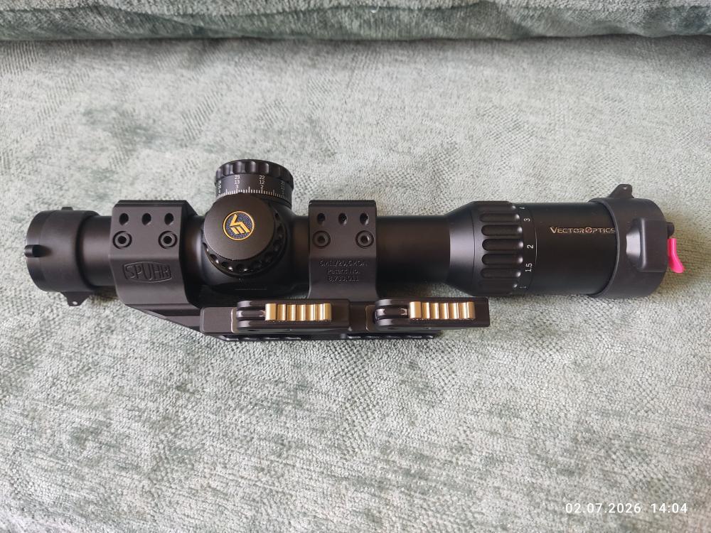 Vector Optics Continental 1-10x28 на моноблоке Спюр