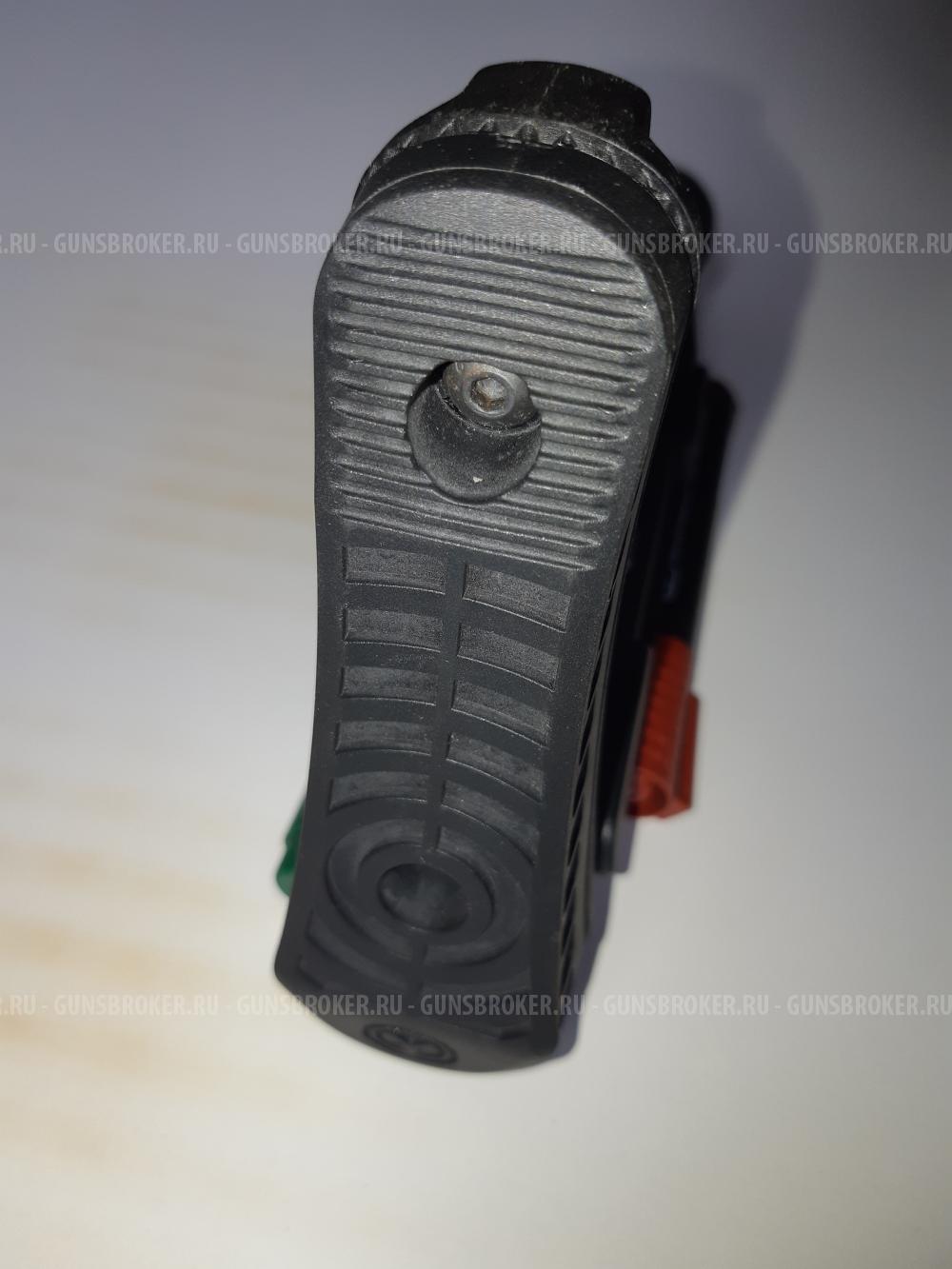 Приклад CTR Magpul.