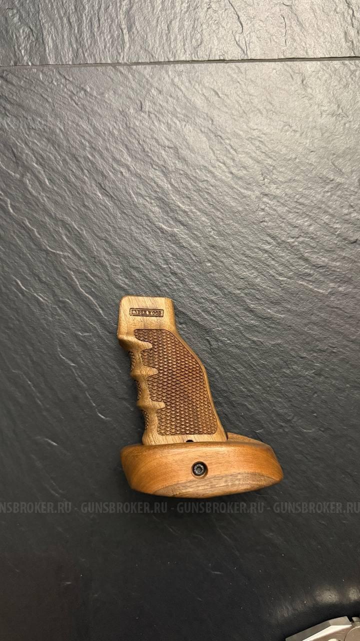 Рукоять типа AR-15 ERGO TACTICAL DELUXE GRIP