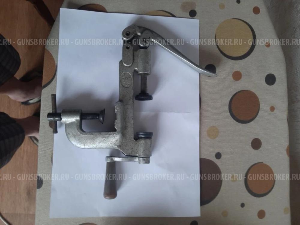 продам -закрутка настольная, ручная 12: 16 и 20 калибров