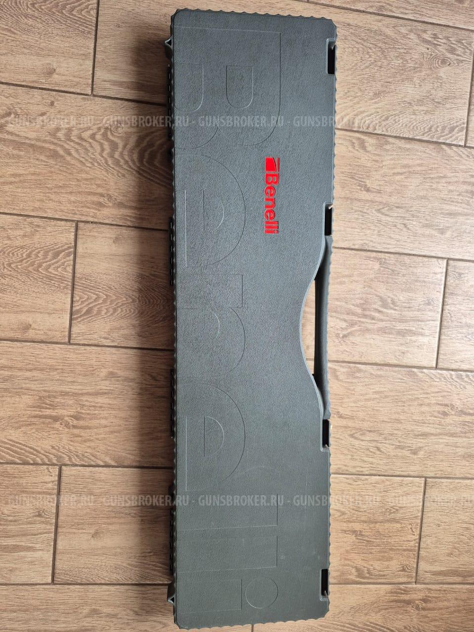 Продам Benelli 828U Blak