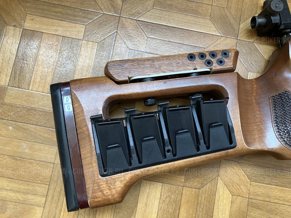 продам ОРИГНАЛЬНУЮ БИАТЛОННУЮ  винтовку БИ 7-2-КО   