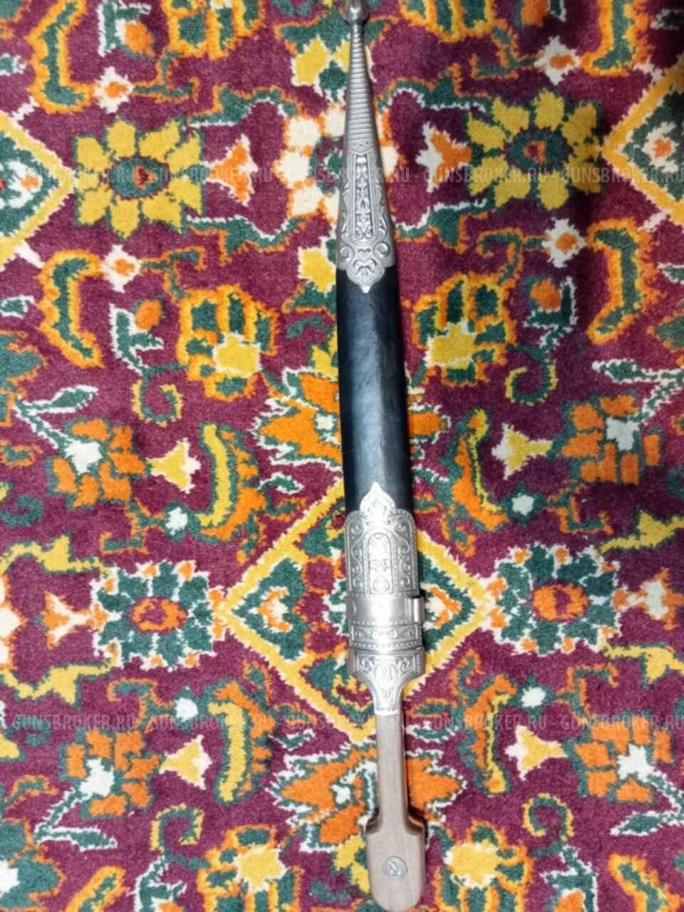 Продам кинжал ККВ и реплика шашки офицерской (состаренная).