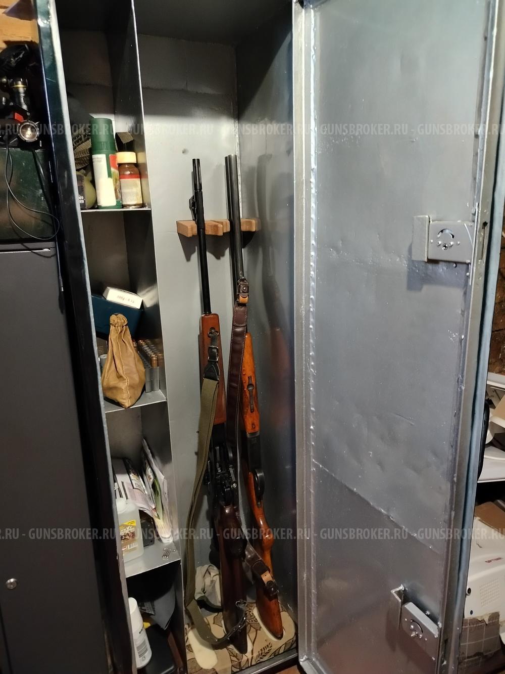 Продам металлический сейф на 3 единицы