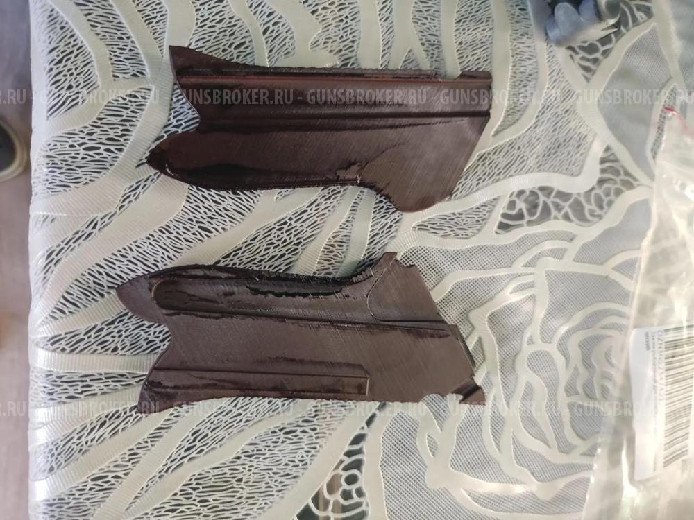 Продам на LUGER P-08 накладки и магазин (реплика).