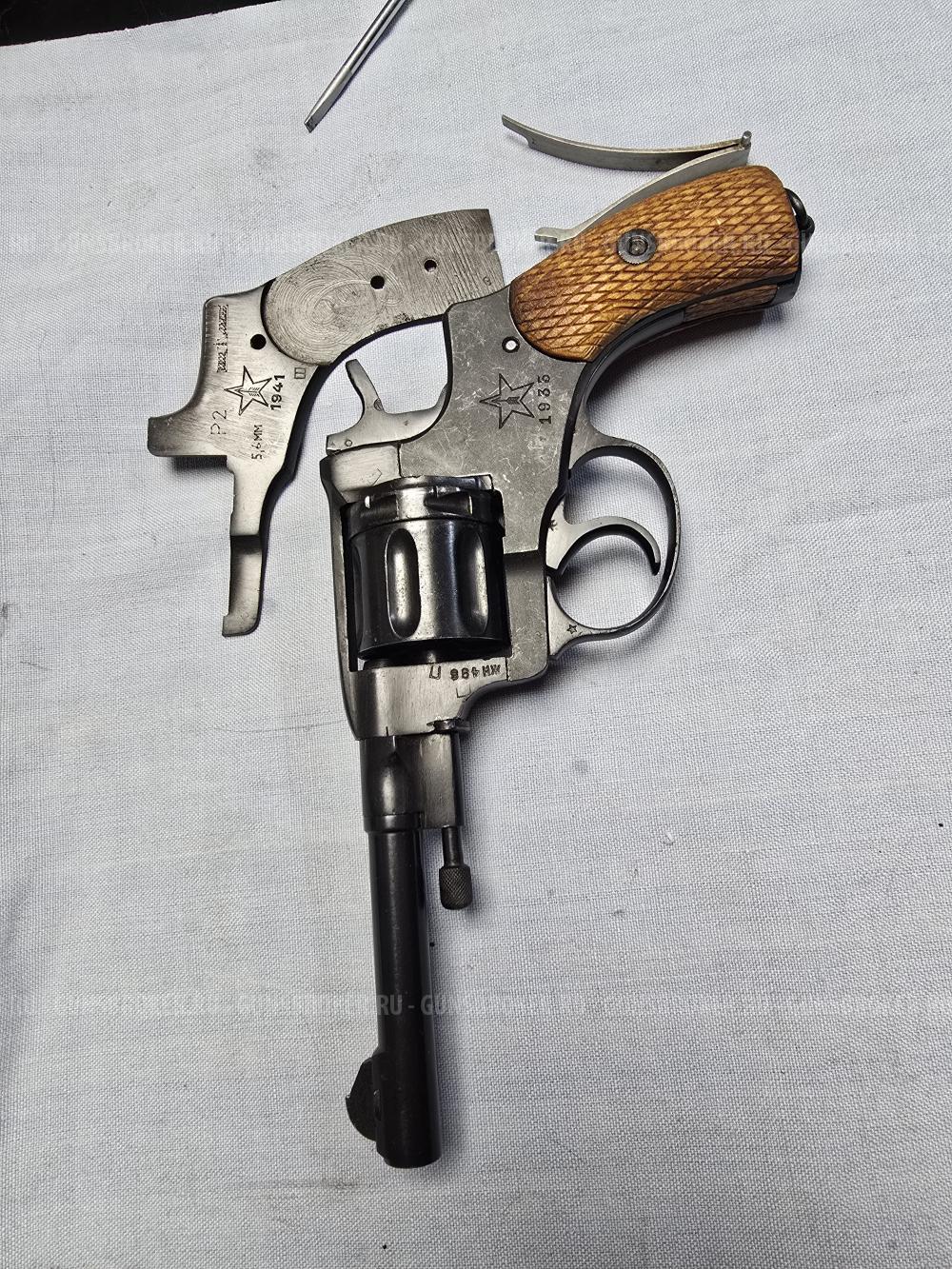 Продам Наган сигнальный Р2 1941 год. Барнаул.