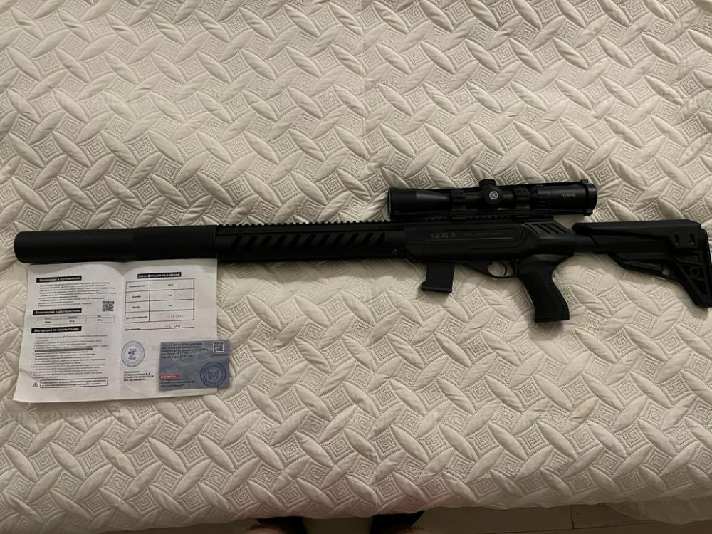 Продам нарезной карабин CZ 512 Tactical калибра 22 WMR