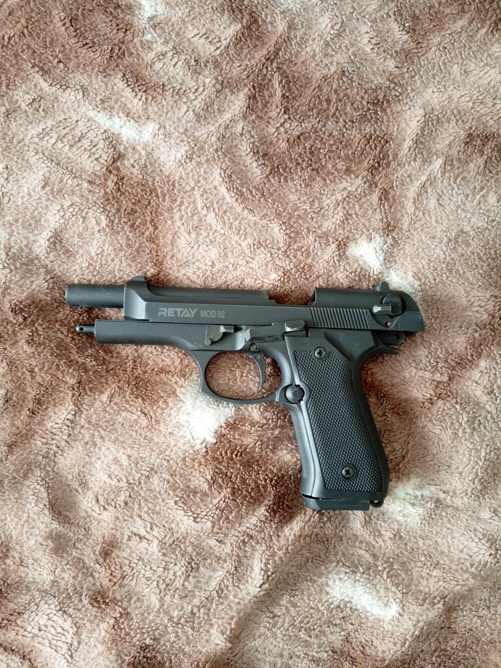 Продам охолощённый пистолет  БЕРЕТА 9 ММ