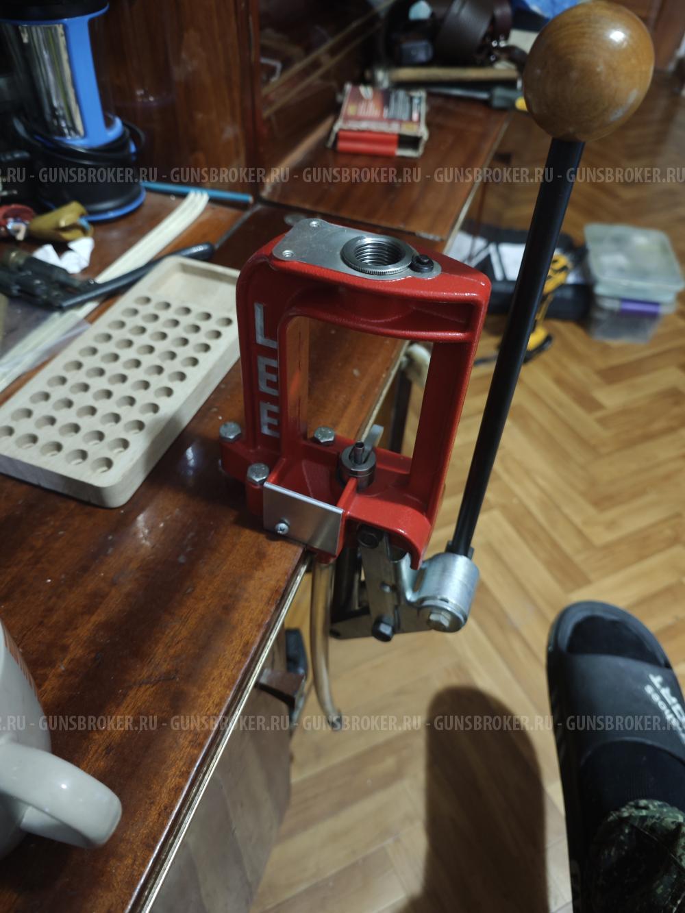 Продам пресс LEE Breench Lock Challenger Press