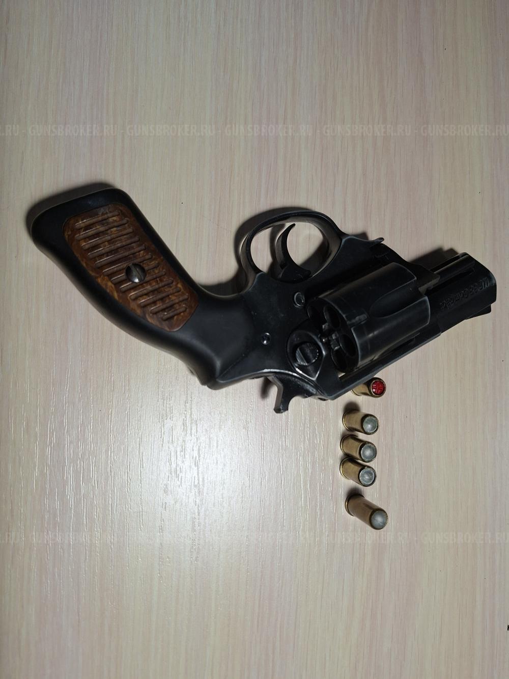 Продам револьвер ME 38 Compact