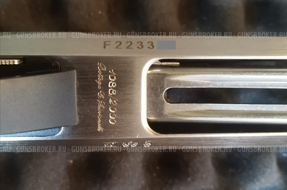 РЕЗЕРВ Продам ружьё Benelli Mania, 12х76, 2006 г. Новое. Москва. 350000р.