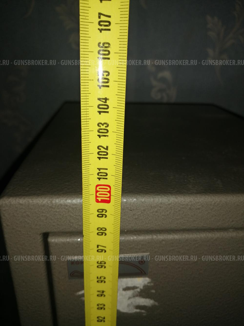 Продам сейф 