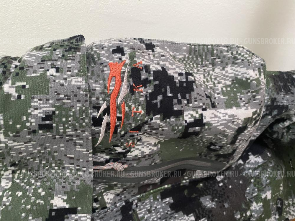 Продам зимний комбинезон Sitka