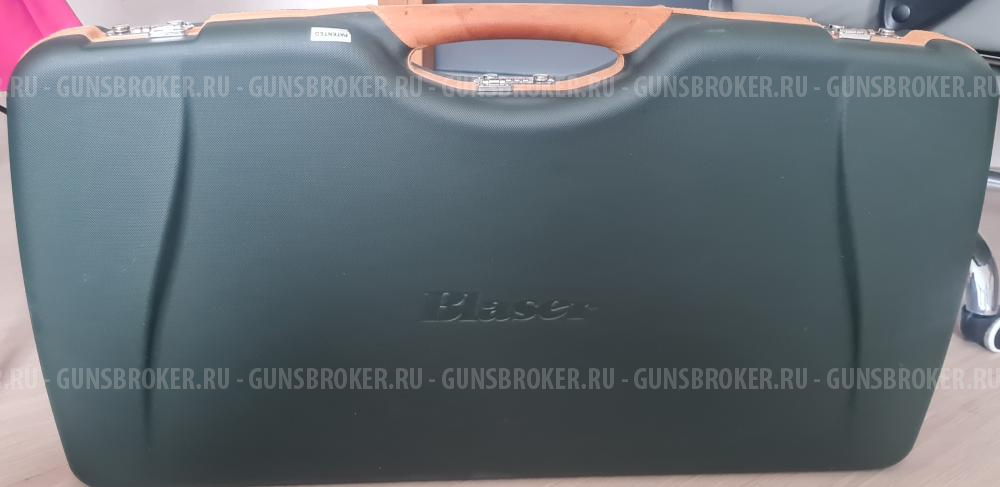 Продаю. Blaser R8 Pr. 9.3x62+доп ствол 222rem. Москва.