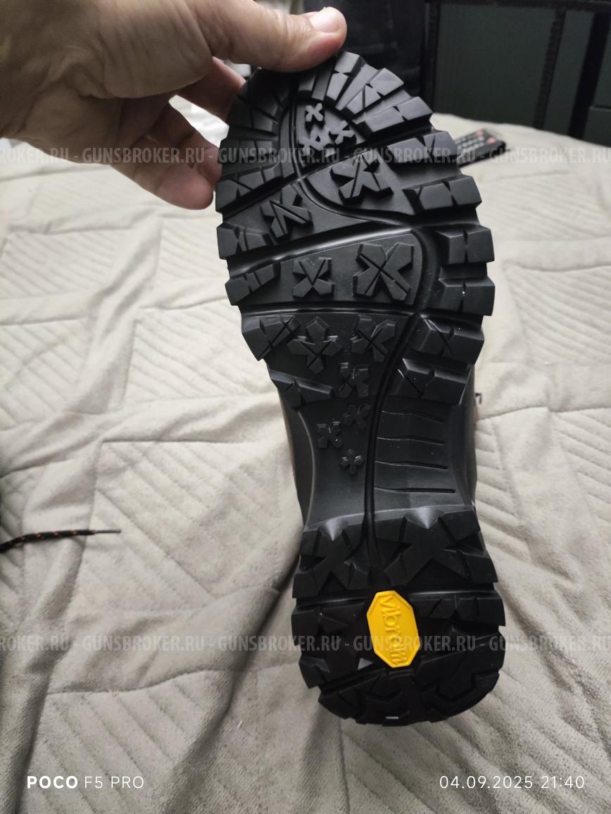 Продаю ботинки 