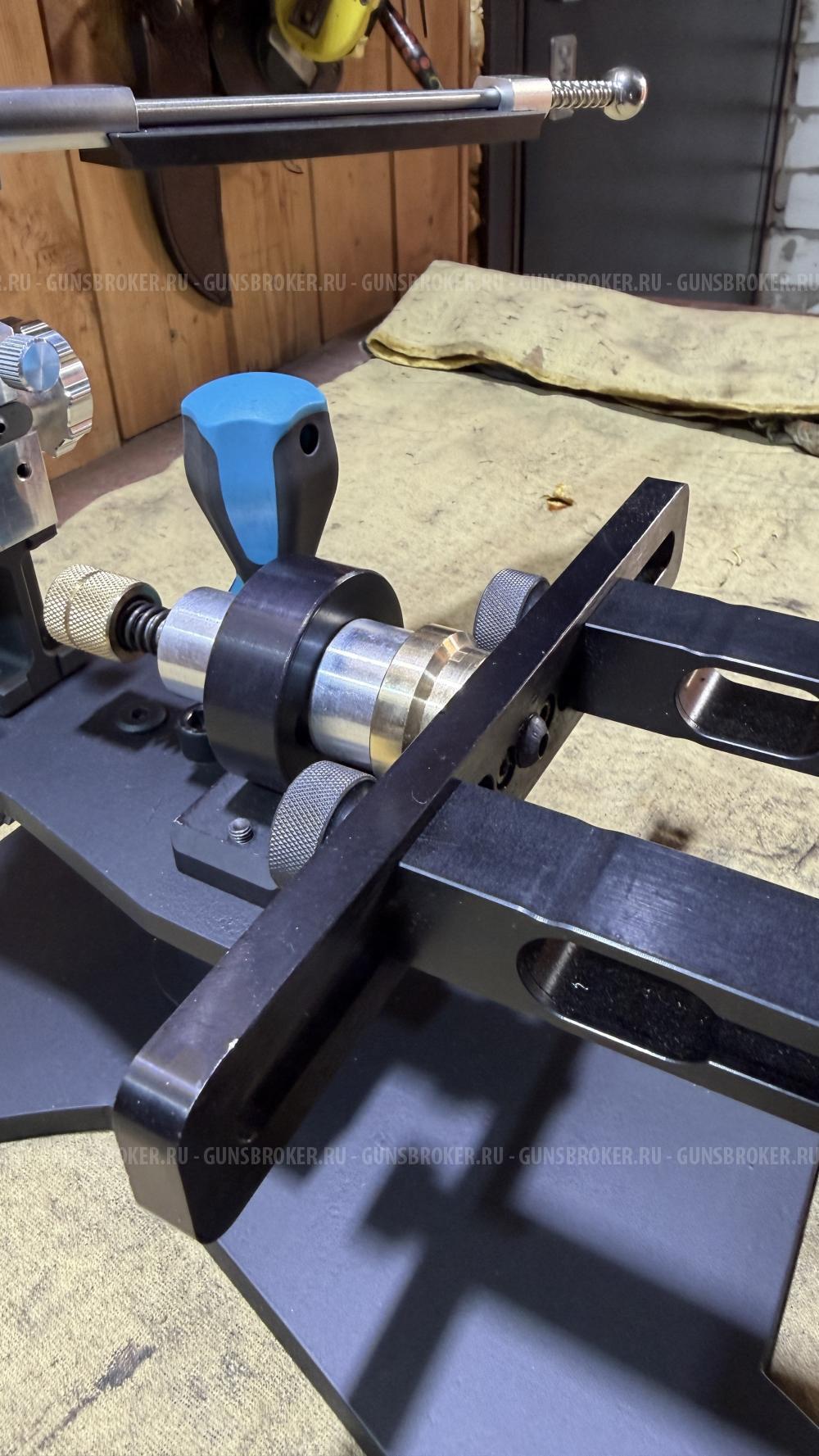 Профессиональная точилка с поворотным механизмом.