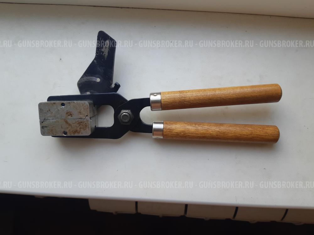 Пулелейка Lee калибр 410