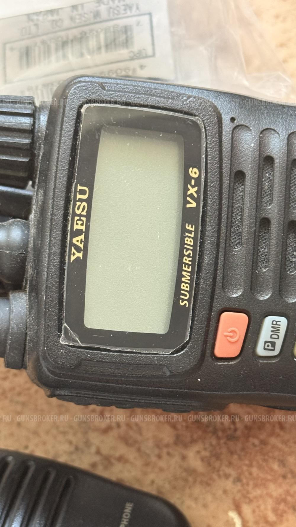 Рация Yaesu VX-6R (полный комплект: доп. антенна, тангента, программатор, 2 АКБ, чехол)