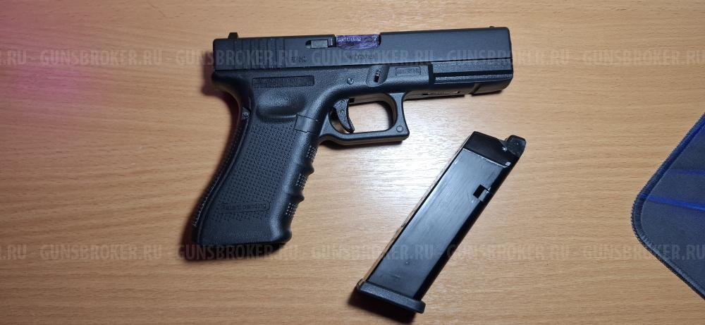 Страйкбольный WE Glock17 gen4 + рама в сборе без затвора и 2 внешних стволика