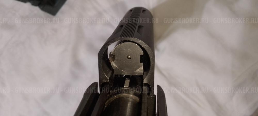 1.Remington 11-87 Sportsman.2.Hatsan escort.