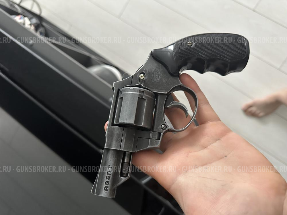 Револьвер Agent